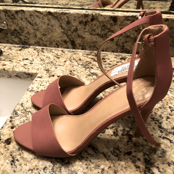 Open Toe Heels - Picture 1 of 2